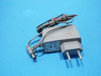 ЗАРЯДНОЕ УСТРОЙСТВО